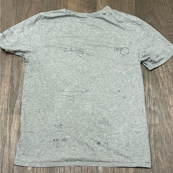 Nike Air Max Tee Shirt Men’s Medium Gray Black | Athletic T-Shirt - Picture 6 of 6
